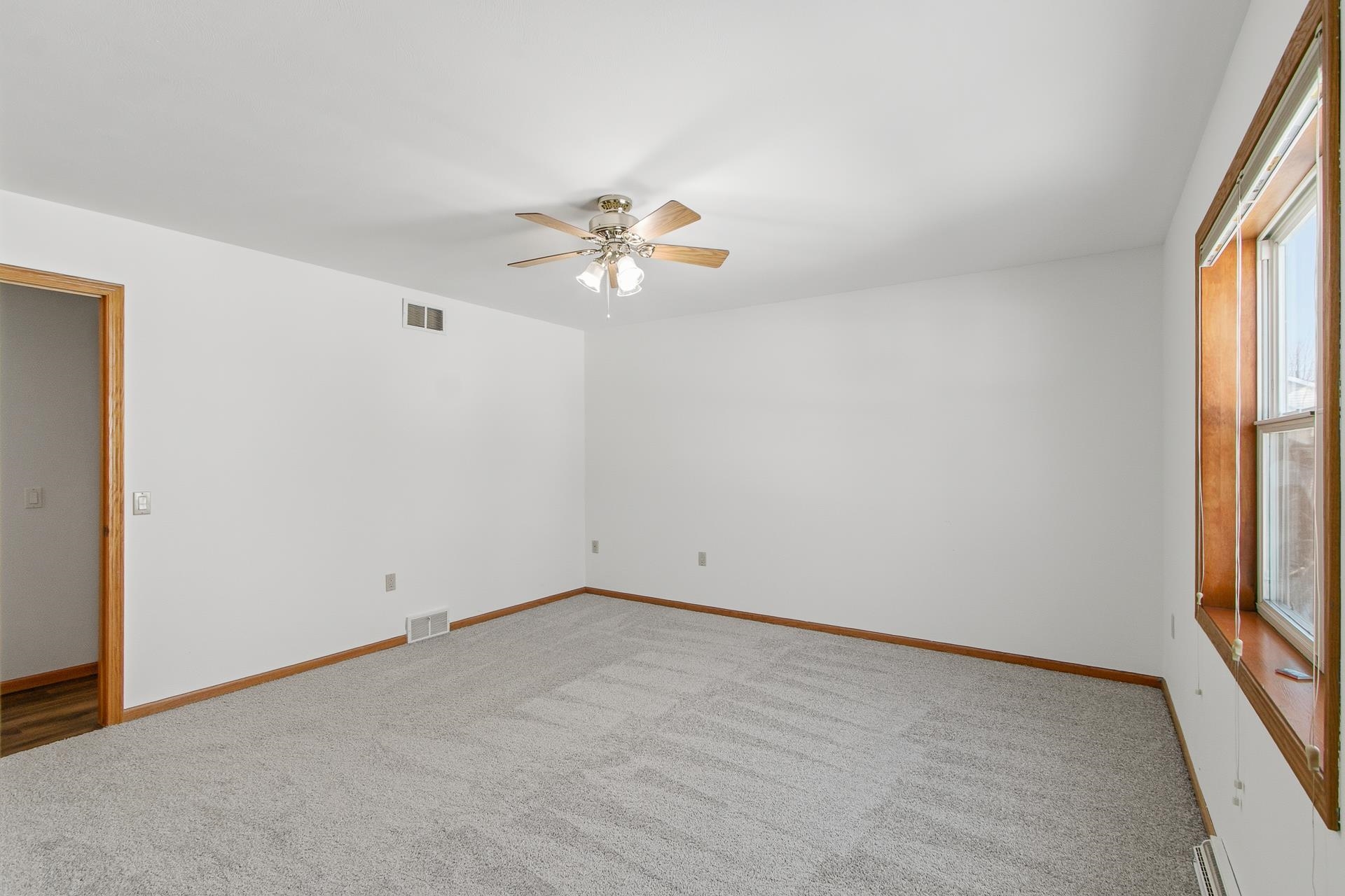 3725 Basalt Lane Madison, WI 53719 - Photo 17 of 46