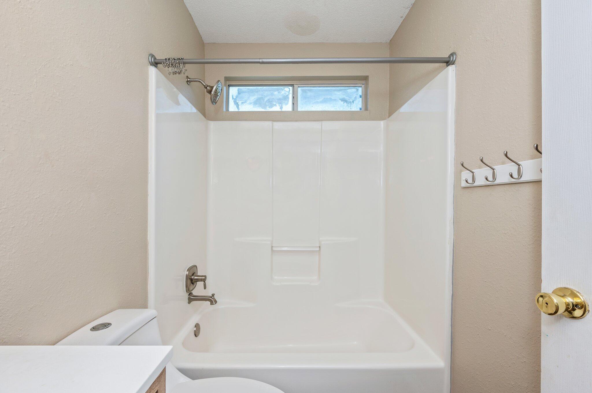 4323 Hassell Road Crestview, FL 32536 - Photo 29 of 53 21-web-or-mls-4323 Hassell Rd-17