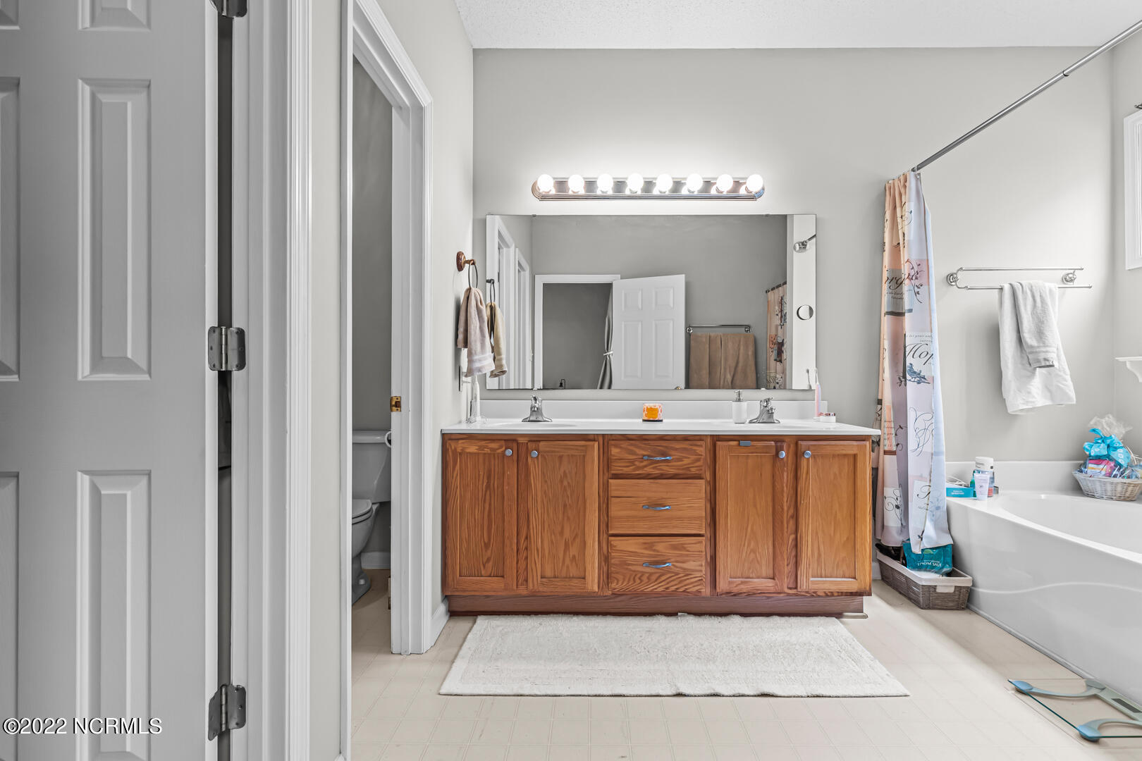 540 Raintree Road Jacksonville, NC 28540 - Photo 29 of 39 29