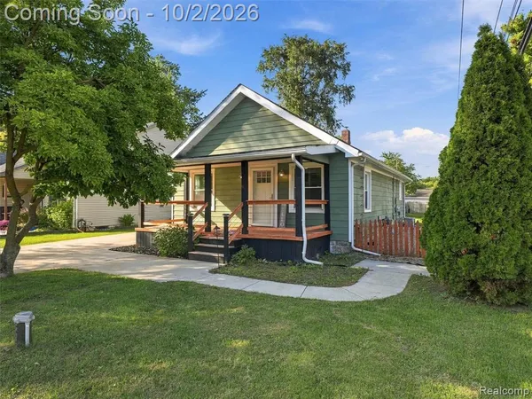 $275,000 | 120 Oriole Road, Commerce Township, MI 48382