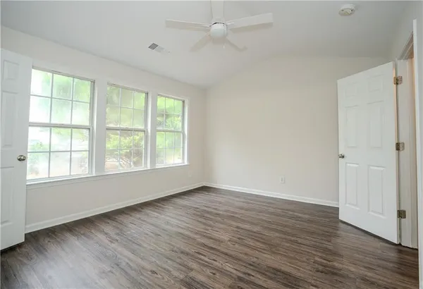 $2,100 | 4645 Valais Court, Unit 109, Alpharetta, GA 30022
