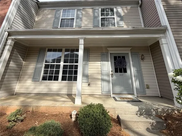 $2,100 | 4645 Valais Court, Unit 109, Alpharetta, GA 30022
