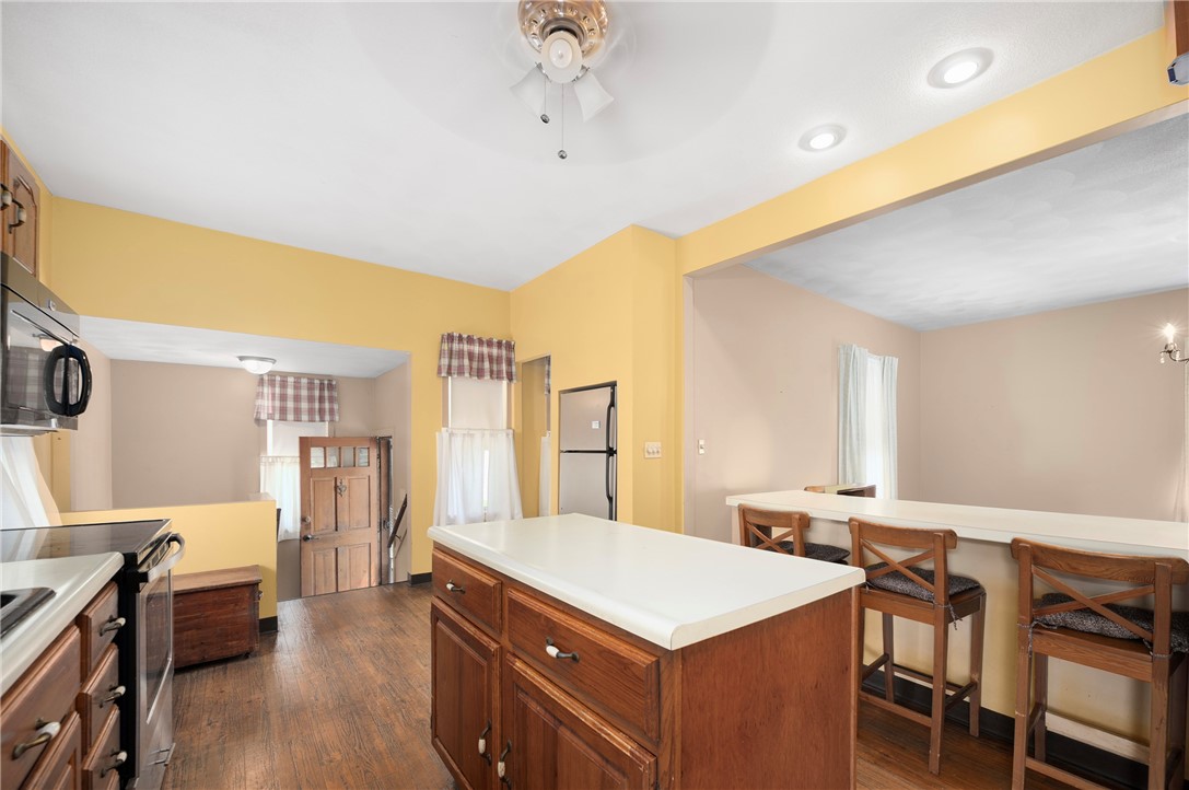 68 Appleton Avenue Pawtucket, RI 02860 - Photo 9 of 17