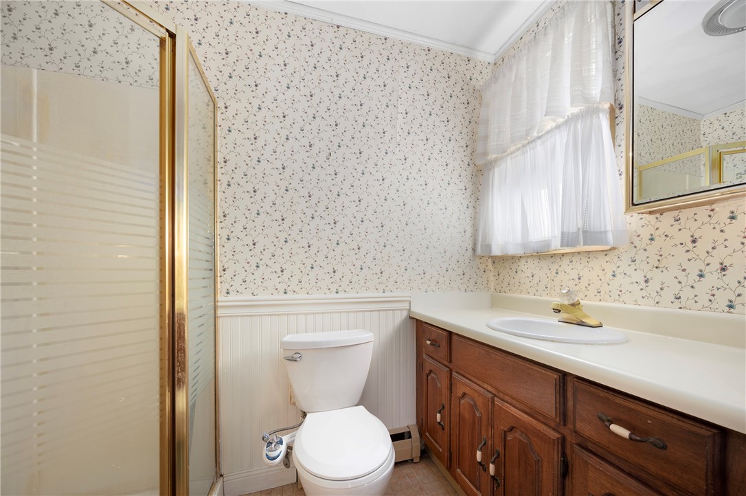 68 Appleton Avenue Pawtucket, RI 02860 - Photo 10 of 17