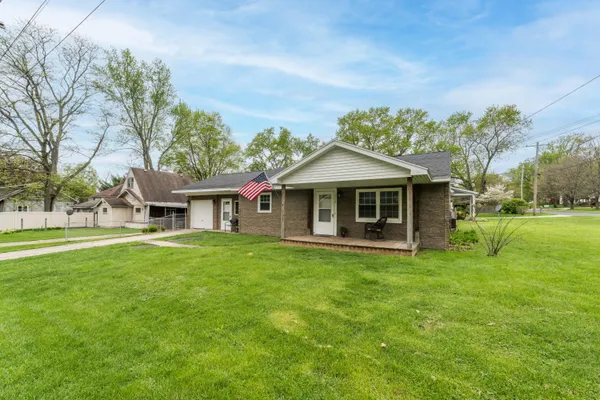 $214,900 | 113 North Cherry Street, Augusta, MI 49012