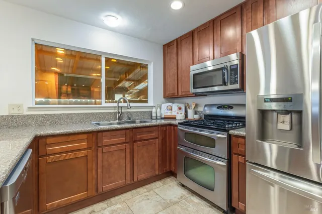 $515,000 | 296 Honeysuckle Drive, Fairfield, CA 94533