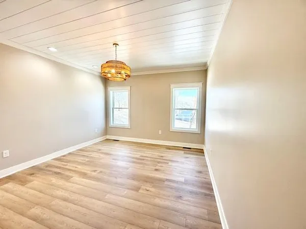 $1,199,000 | 430 Lake Viking Terrace, Gallatin, MO 64640