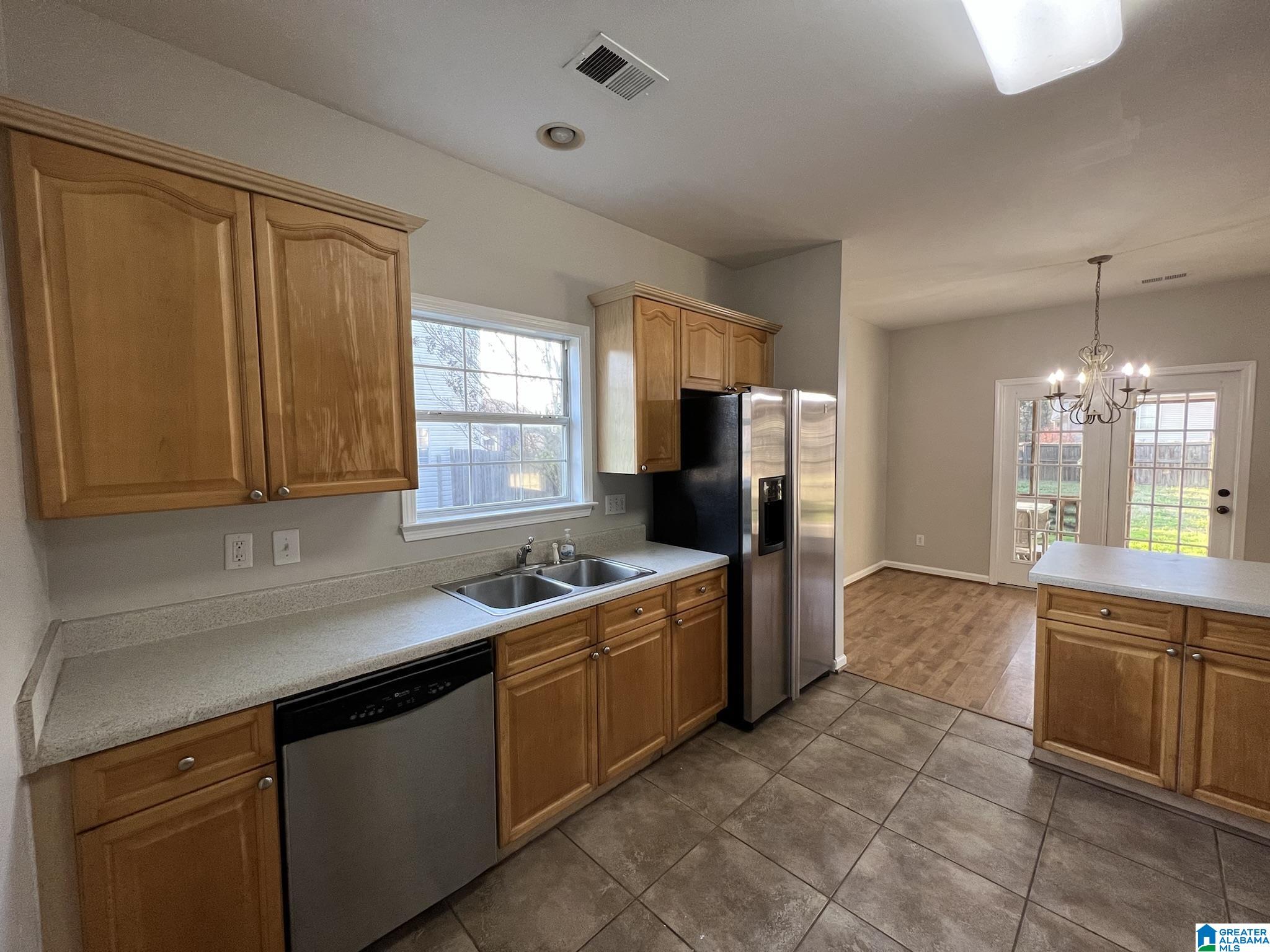 2285 Forest Lakes Lane Sterrett, AL 35147 - Photo 8 of 28