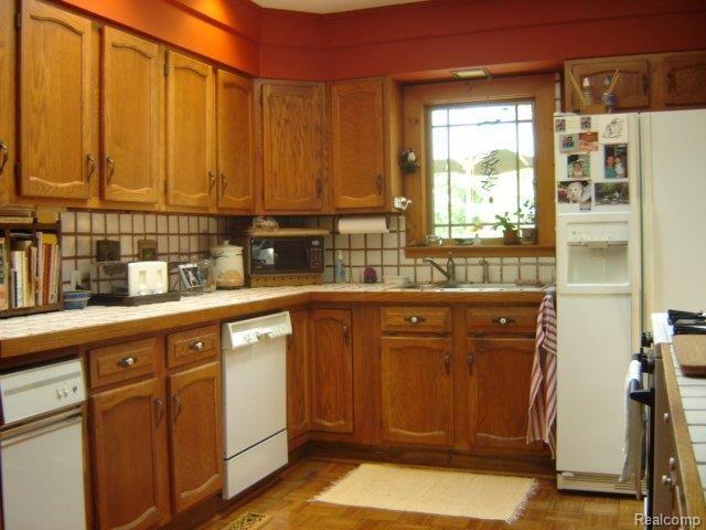 5071 Orion Road Rochester, MI 48306 - Photo 6 of 24 Kitchen A