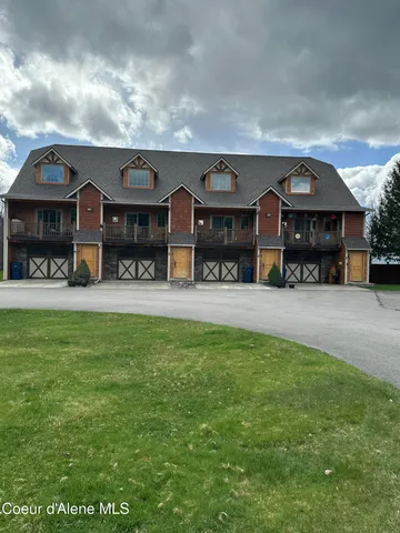 $349,900 | 3 Elsie Peak Court, Unit 3, Pinehurst, ID 83850