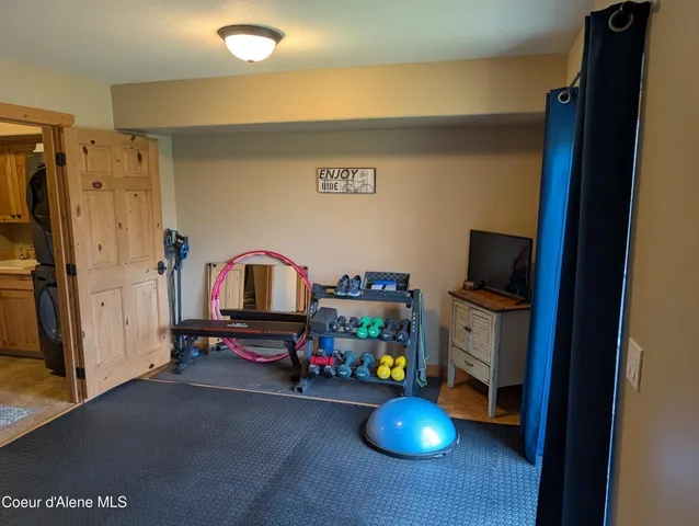 $349,900 | 3 Elsie Peak Court, Unit 3, Pinehurst, ID 83850