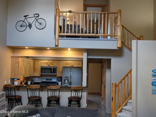 $349,900 | 3 Elsie Peak Court, Unit 3, Pinehurst, ID 83850