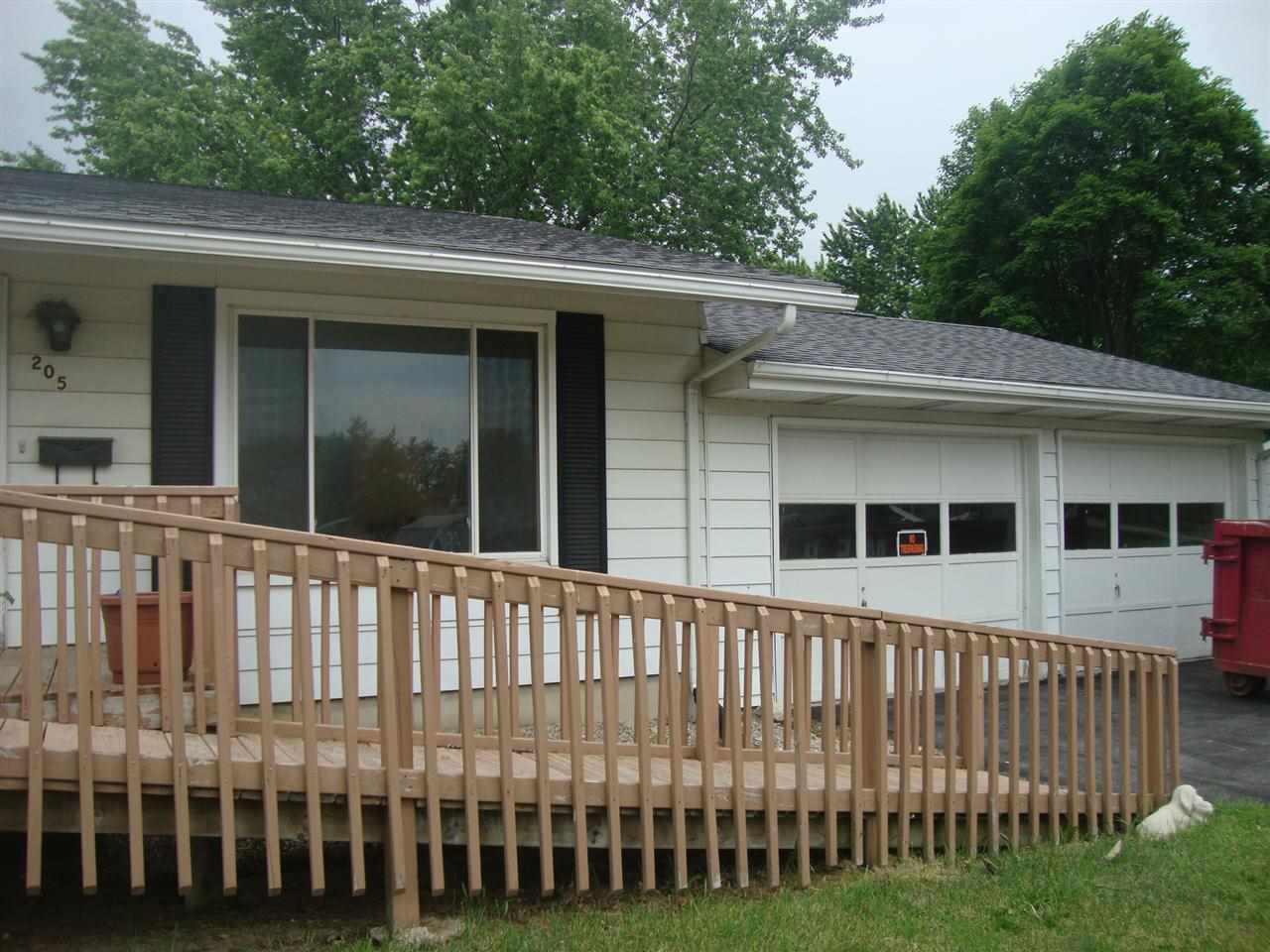 205 Park Lane Butler, IN 46721 - Photo 4 of 18
