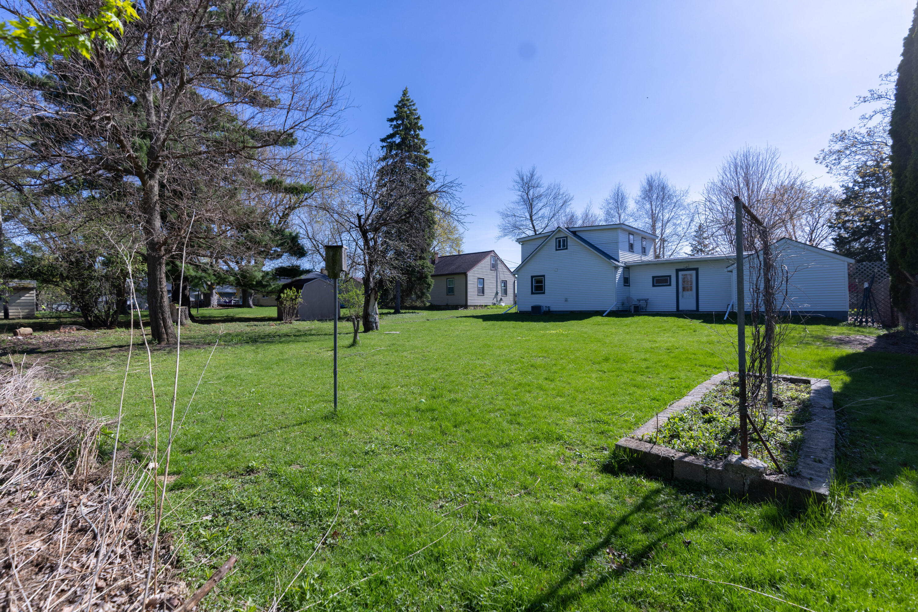 1445 Mac Arthur Road Madison, WI 53714 - Photo 12 of 41 B83A9029-HDR (1)