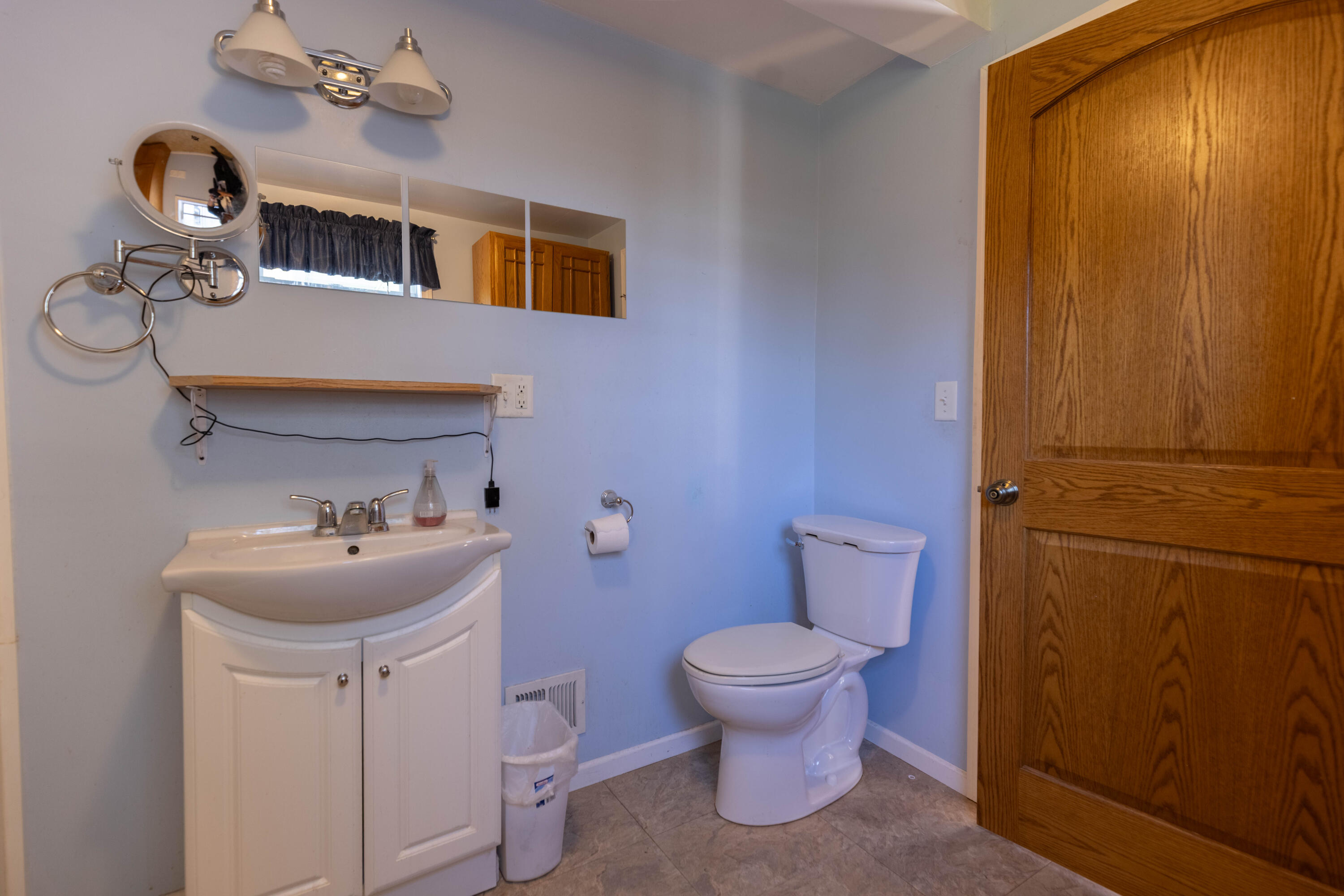 1445 Mac Arthur Road Madison, WI 53714 - Photo 21 of 41 B83A8908-HDR