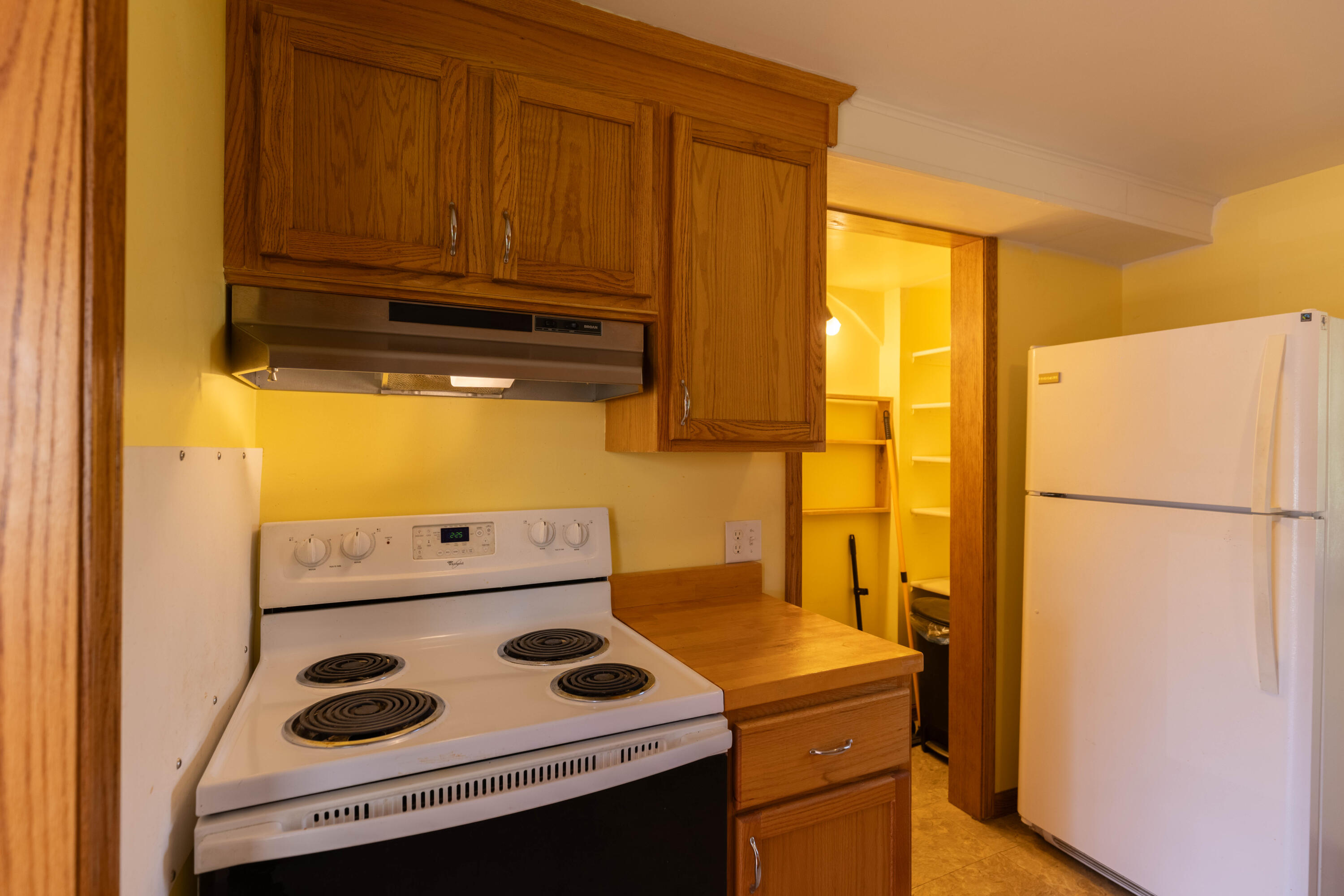 1445 Mac Arthur Road Madison, WI 53714 - Photo 27 of 41 B83A8938-HDR