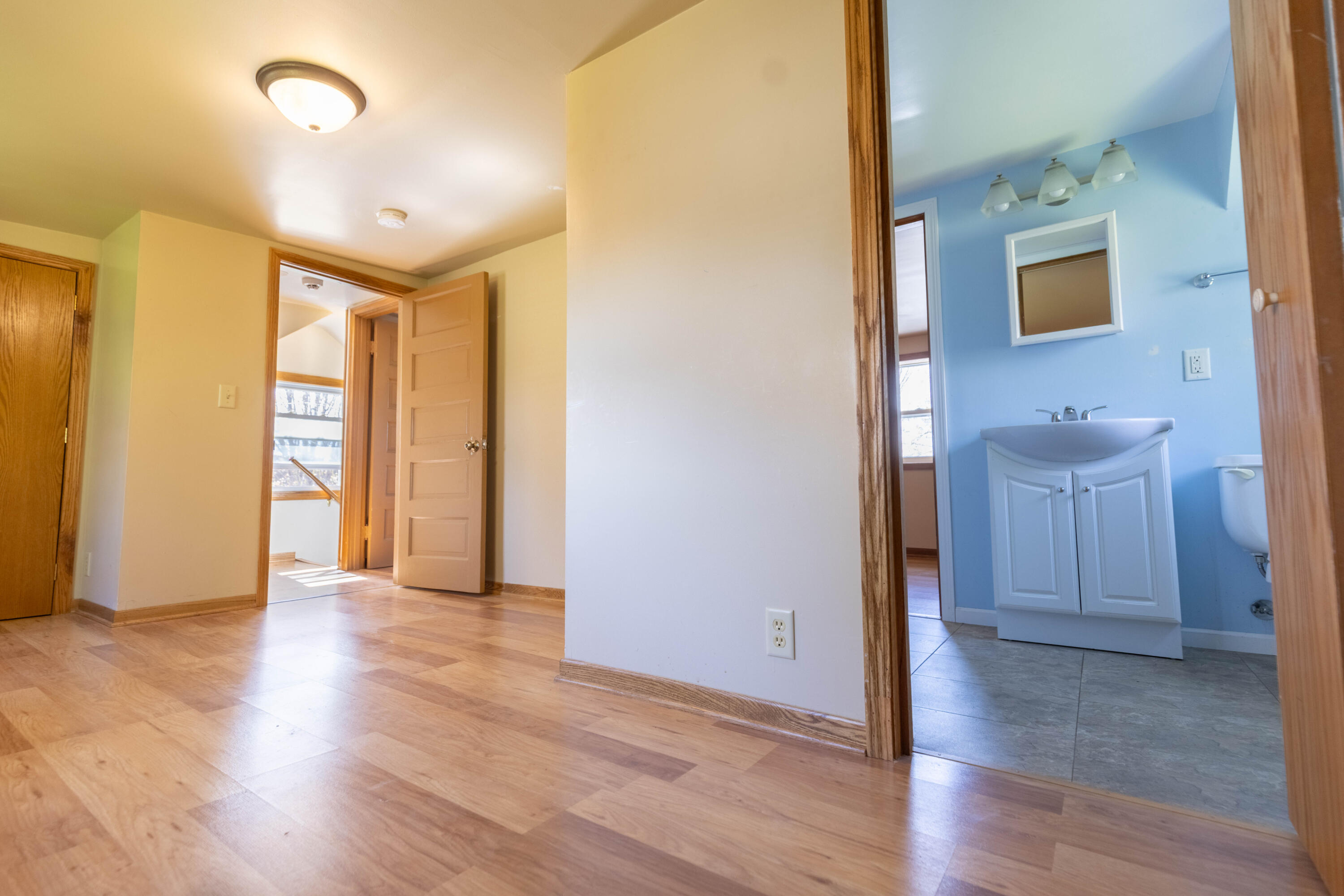1445 Mac Arthur Road Madison, WI 53714 - Photo 34 of 41 B83A8974-HDR