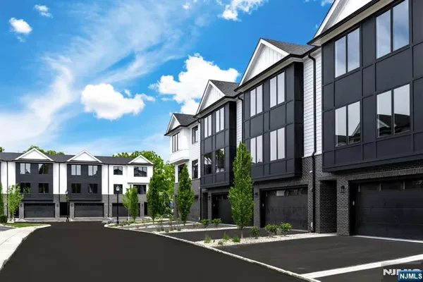 $1,450,000 | 28 Skye Drive, Paramus, NJ 07652