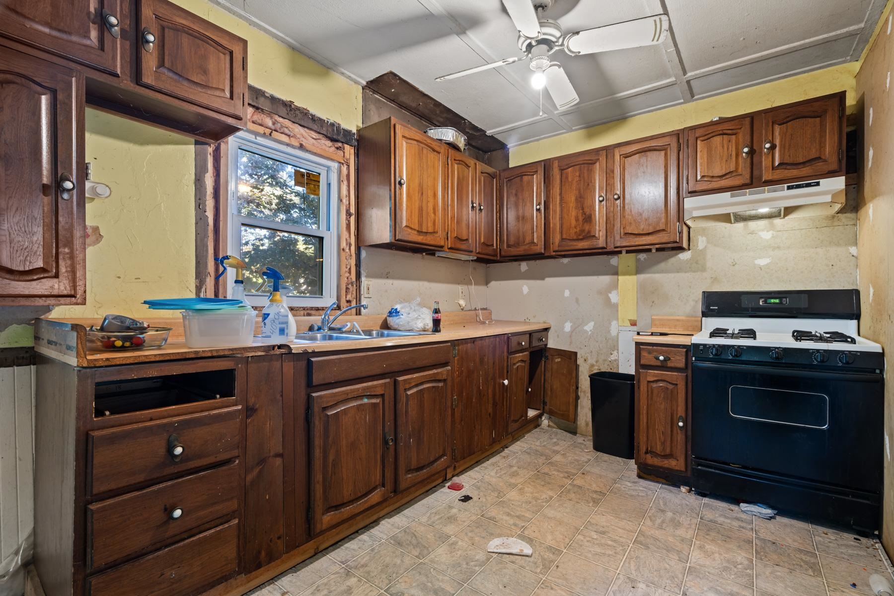 23 Depot Road Epping, NH 03042 - Photo 15 of 33