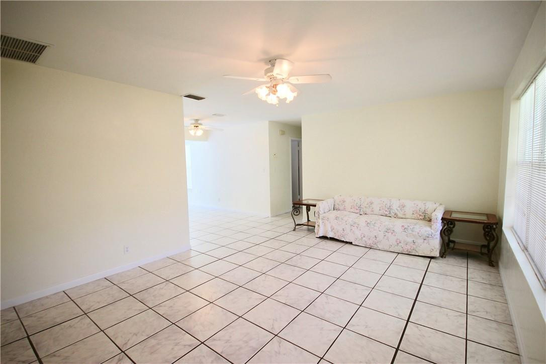 2640 Northeast 18th Terrace Lighthouse Point, FL 33064 - Photo 17 of 38 Photo 17