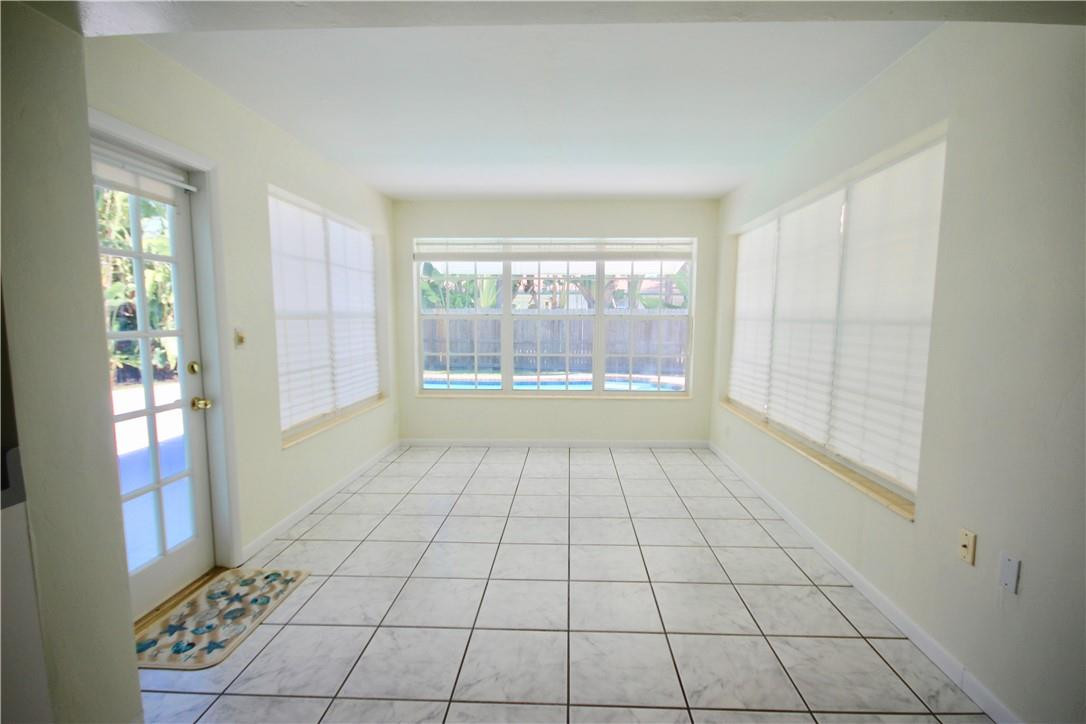 2640 Northeast 18th Terrace Lighthouse Point, FL 33064 - Photo 20 of 38 Photo 20