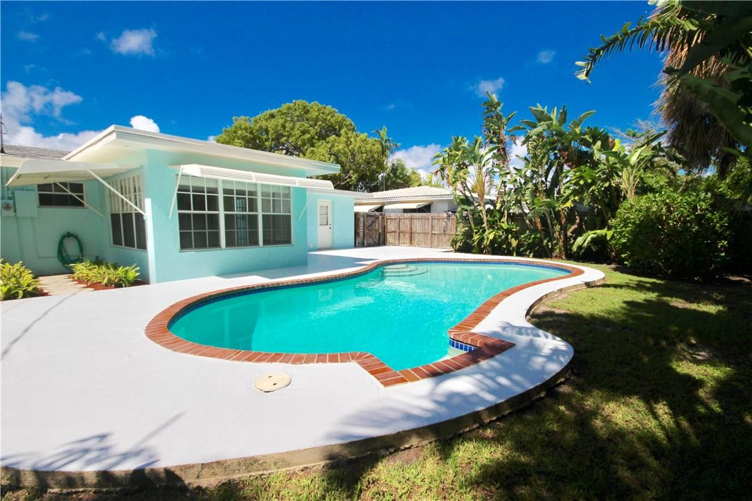 2640 Northeast 18th Terrace Lighthouse Point, FL 33064 - Photo 7 of 38 Photo 7