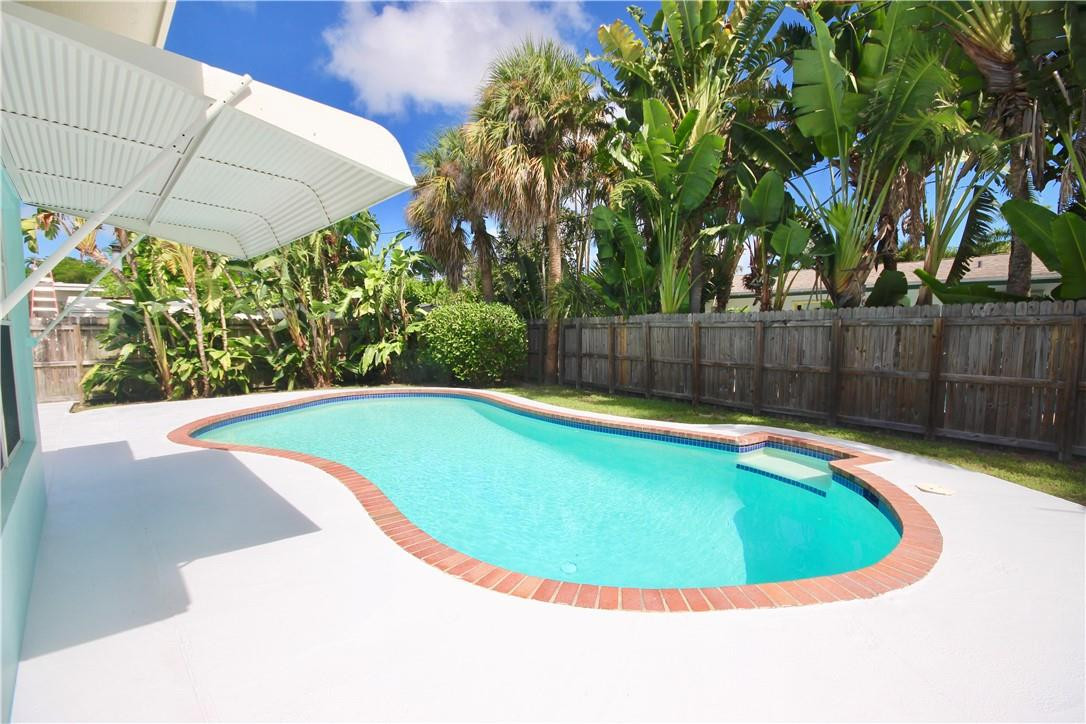 2640 Northeast 18th Terrace Lighthouse Point, FL 33064 - Photo 10 of 38 Photo 10