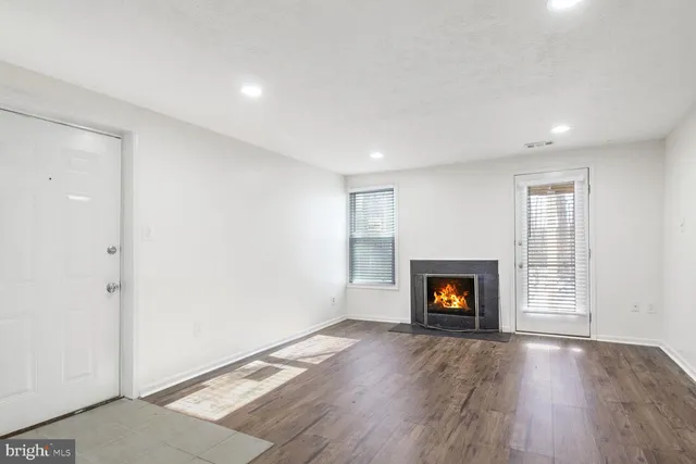 $249,000 | 5964 Watch Chain Way, Unit 12102, Columbia, MD 21044