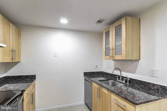 $249,000 | 5964 Watch Chain Way, Unit 12102, Columbia, MD 21044