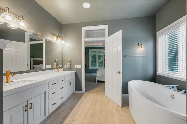 $789,900 | 1395 Sonata Court, Green Bay, WI 54311