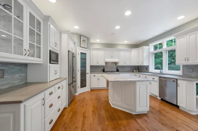 $789,900 | 1395 Sonata Court, Green Bay, WI 54311