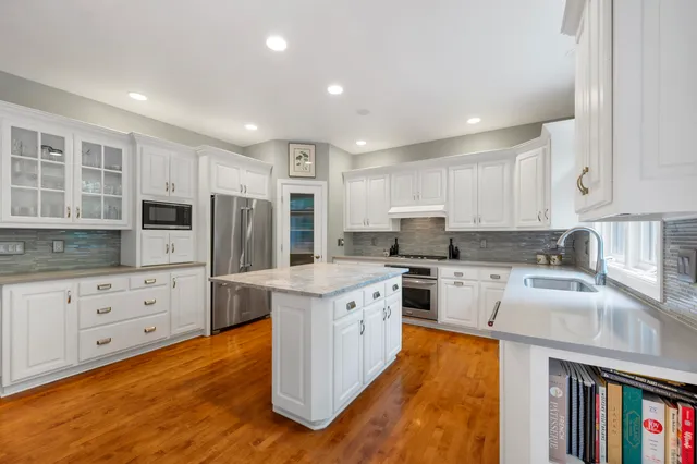 $789,900 | 1395 Sonata Court, Green Bay, WI 54311