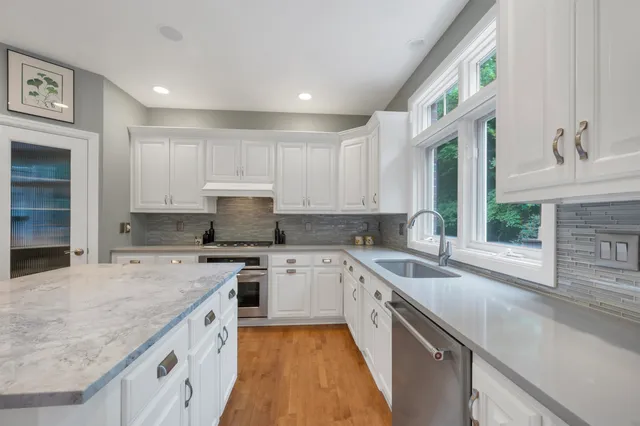 $789,900 | 1395 Sonata Court, Green Bay, WI 54311