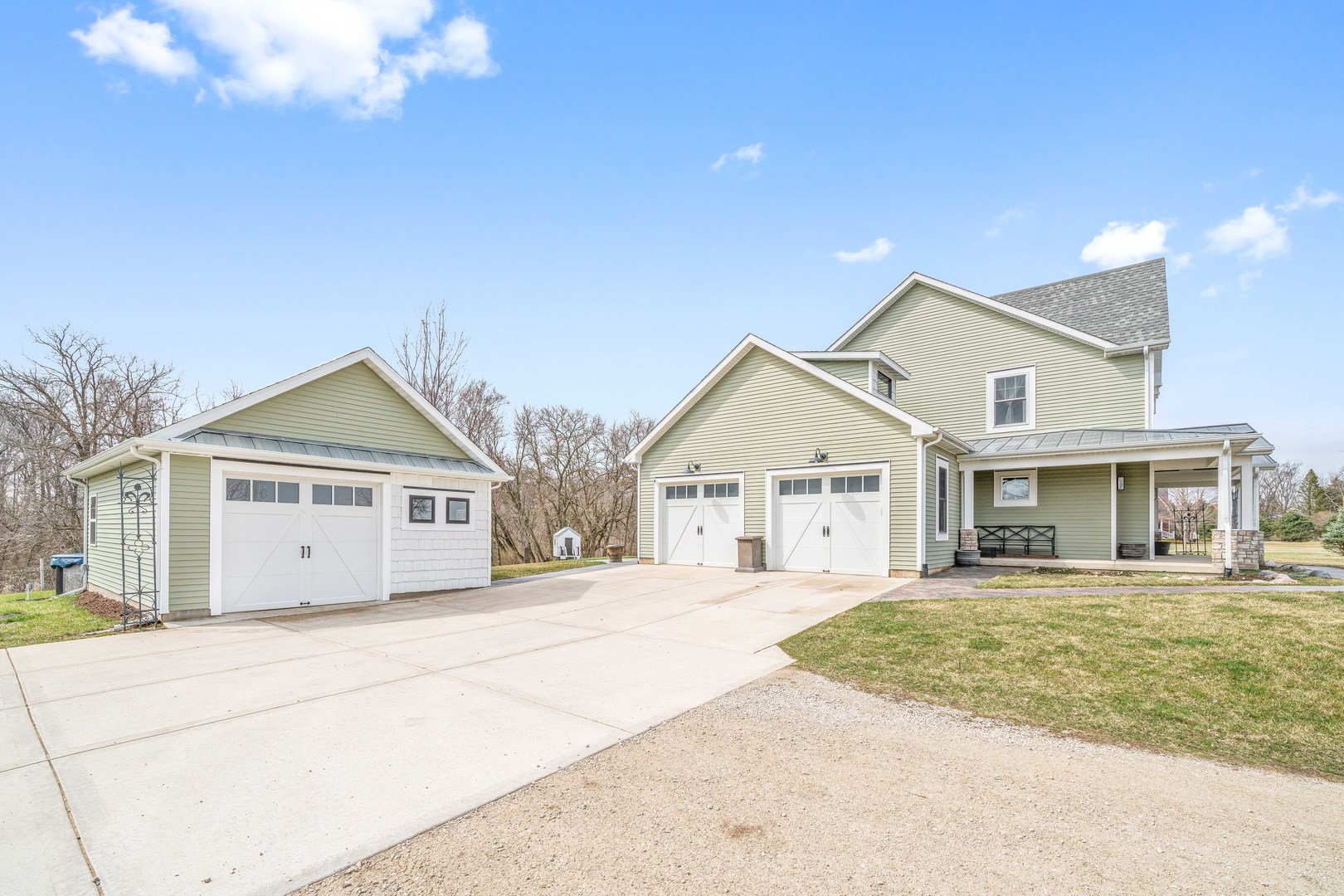 2984 North 41st Road Sheridan, IL 60551 - Photo 3 of 24