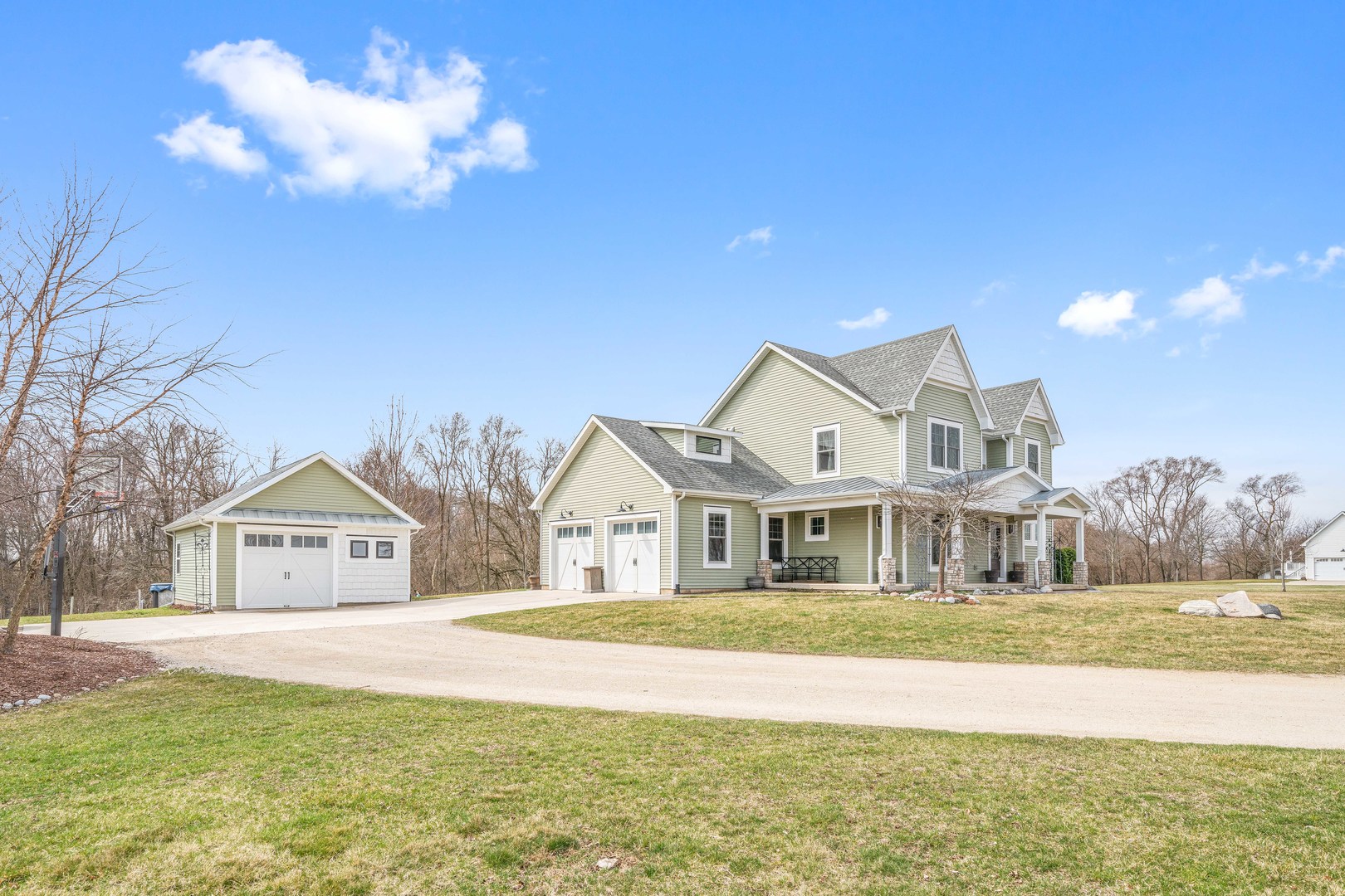 2984 North 41st Road Sheridan, IL 60551 - Photo 4 of 24