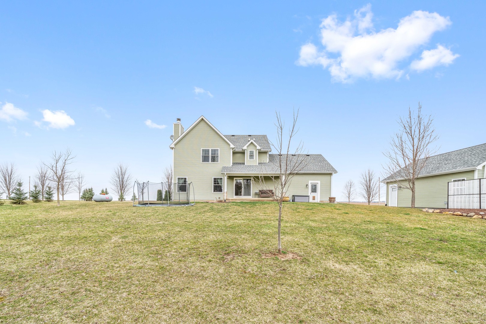 2984 North 41st Road Sheridan, IL 60551 - Photo 7 of 24