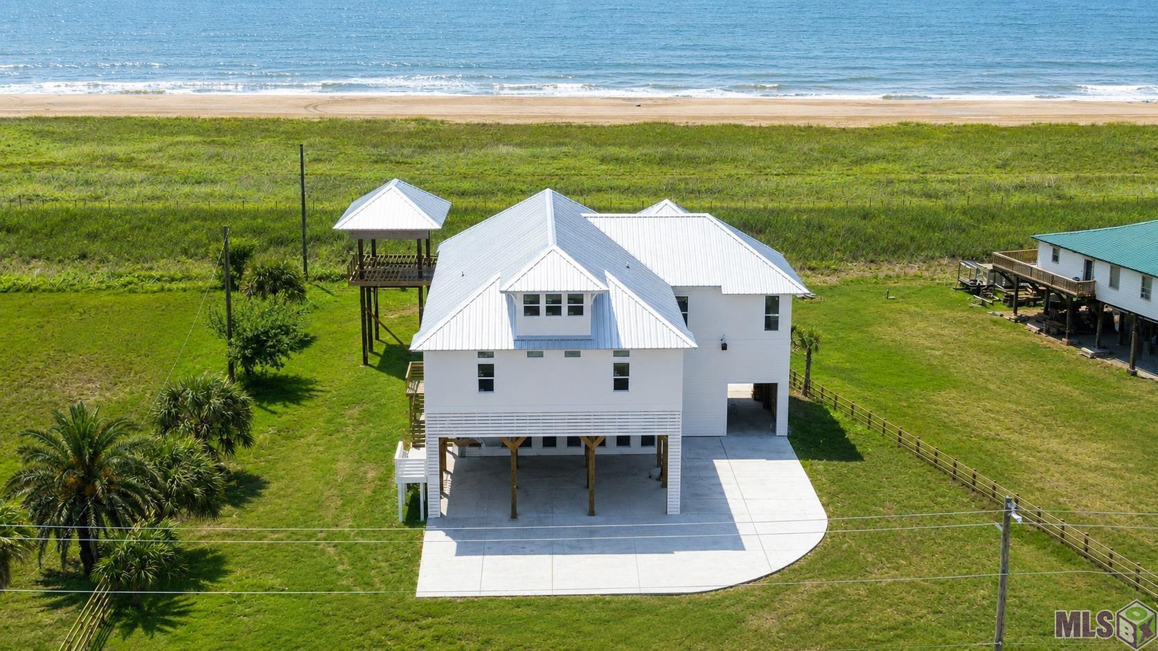 3098 Highway 1 Grand Isle, LA 70358 - Photo 3 of 12