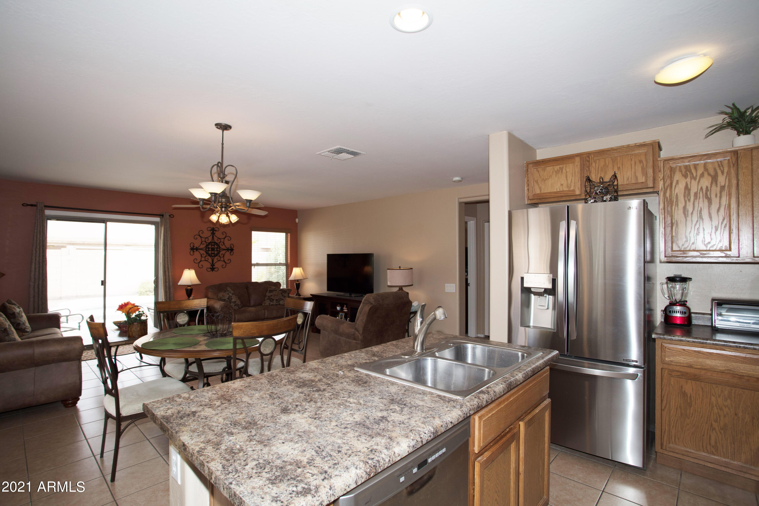 43994 West Cowpath Road Maricopa, AZ 85138 - Photo 8 of 20 08 Kitchen