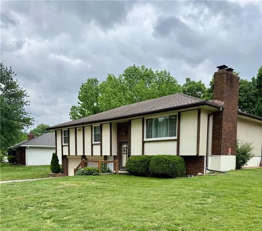 $275,000 | 4413 West Haverill Drive, St. Joseph, MO 64506
