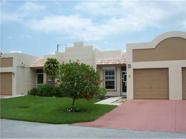 9005 Flynn Circle, Unit 6 Boca Raton, FL 33496 - Photo 1 of 10 Primary Photo