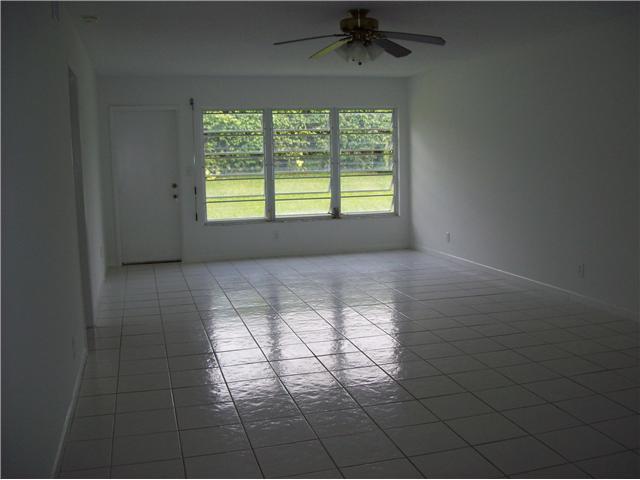 9005 Flynn Circle, Unit 6 Boca Raton, FL 33496 - Photo 3 of 10 Additional Photo