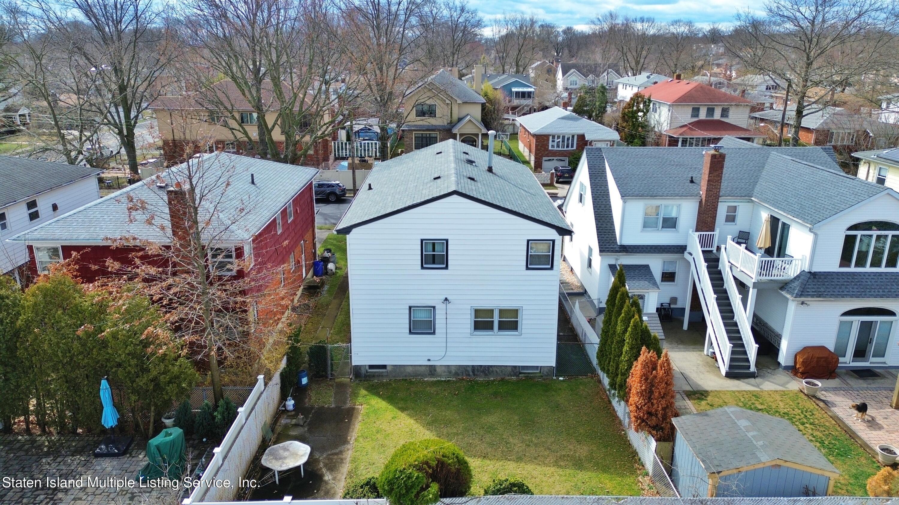 85 Reno Avenue Staten Island, NY 10306 - Photo 5 of 37 Photo Mar 04 2023, 6 47 08 AM