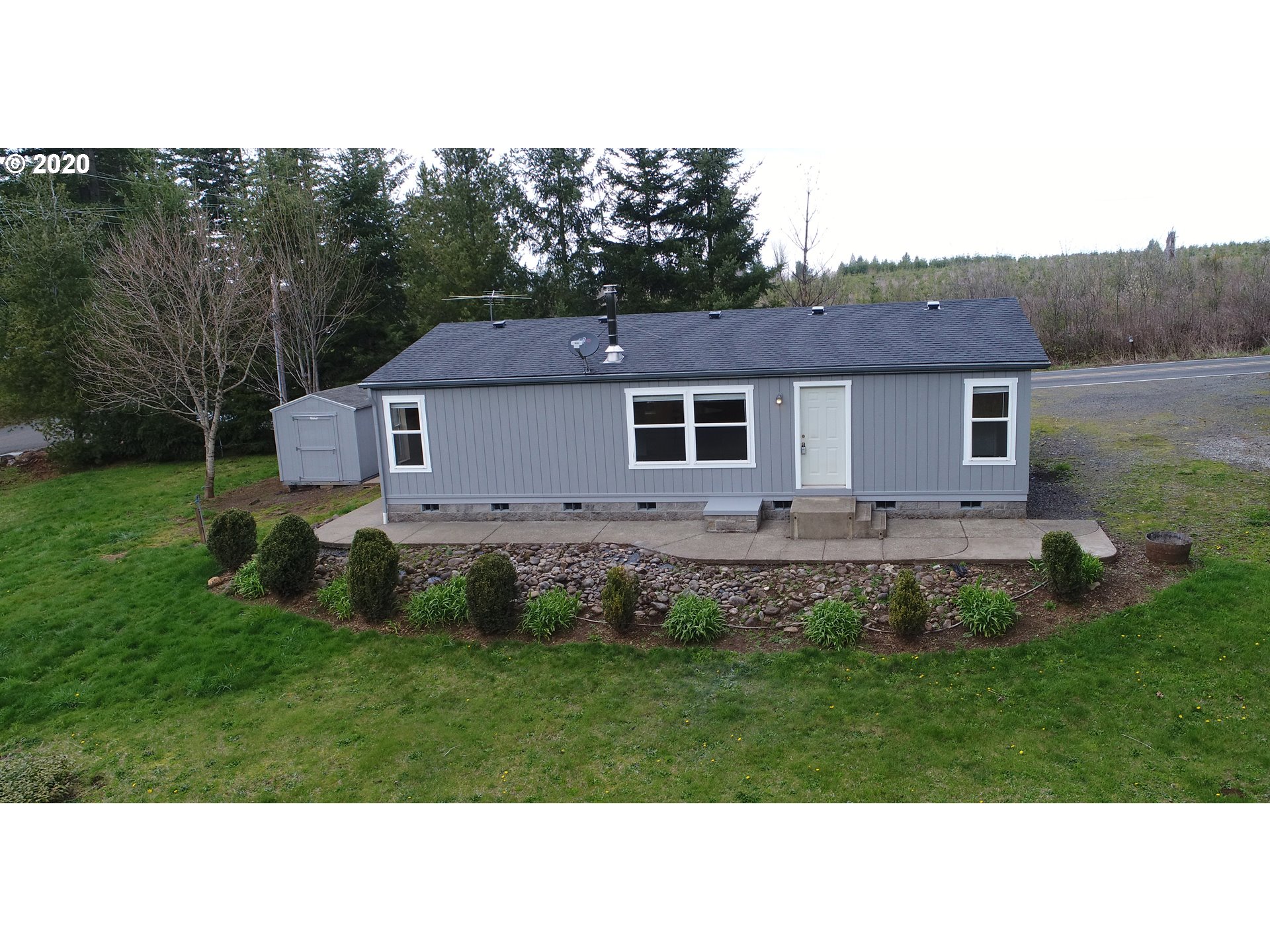 25109 South Springwater Road Estacada, OR 97023 - Photo 2 of 22