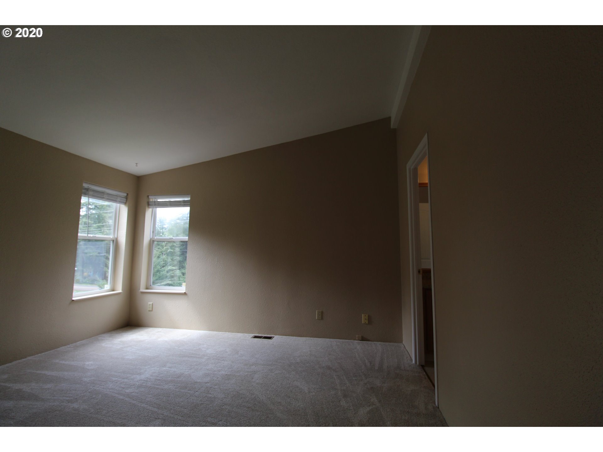 25109 South Springwater Road Estacada, OR 97023 - Photo 13 of 22