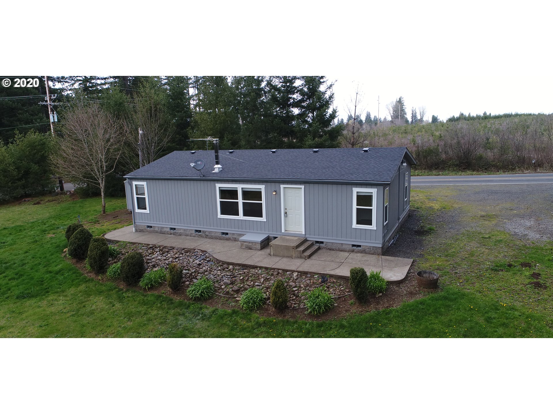 25109 South Springwater Road Estacada, OR 97023 - Photo 3 of 22
