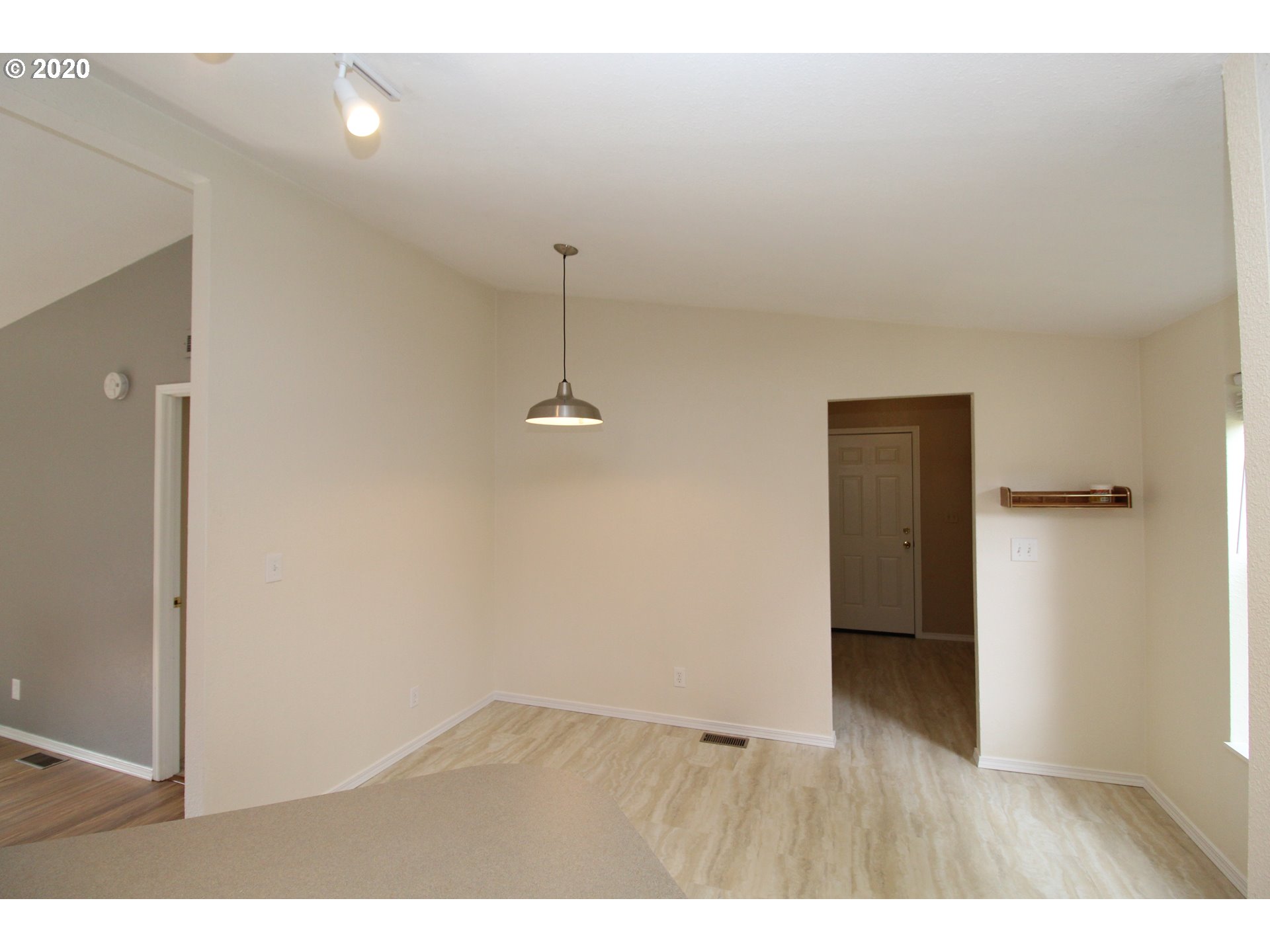 25109 South Springwater Road Estacada, OR 97023 - Photo 7 of 22