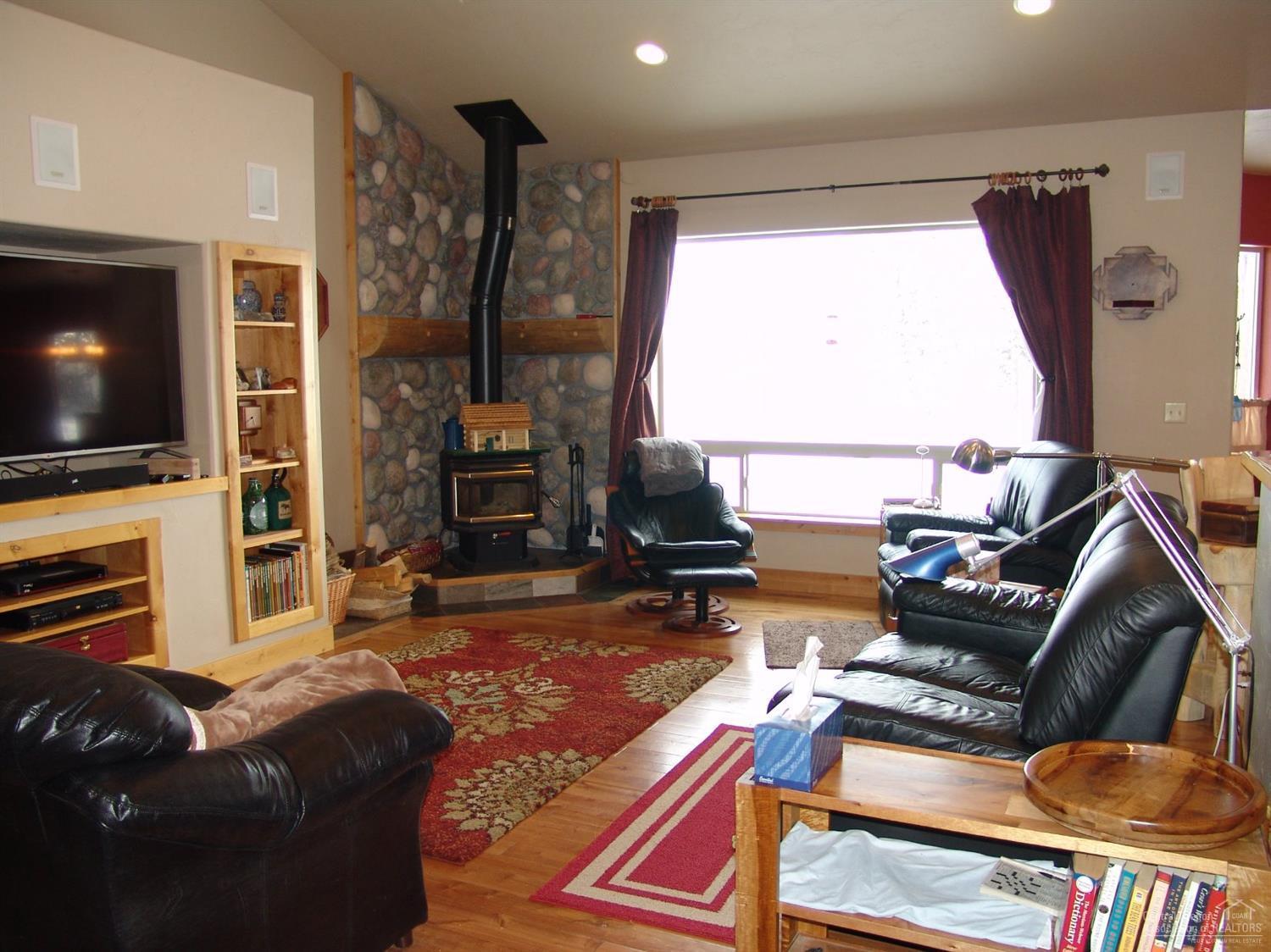 52484 River Pine Road La Pine, OR 97739 - Photo 8 of 25 Additional Photo