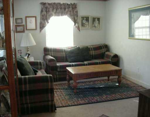 3516 Middleboro Road Castle Shannon, PA 15234 - Photo 2 of 8 Living Room.