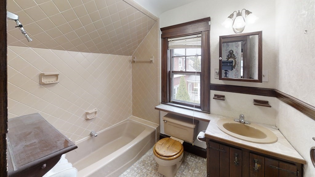 60 Butler Road Quincy, MA 02169 - Photo 11 of 24 Gallery Image 11