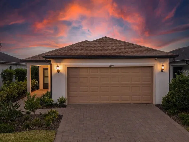 $539,900 | 6600 Silverstar Drive, Sarasota, FL 34240